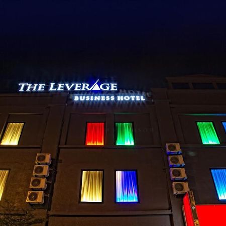 The Leverage Business Hotel - Rawang Exterior photo